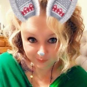 Meet your Posher, Carly